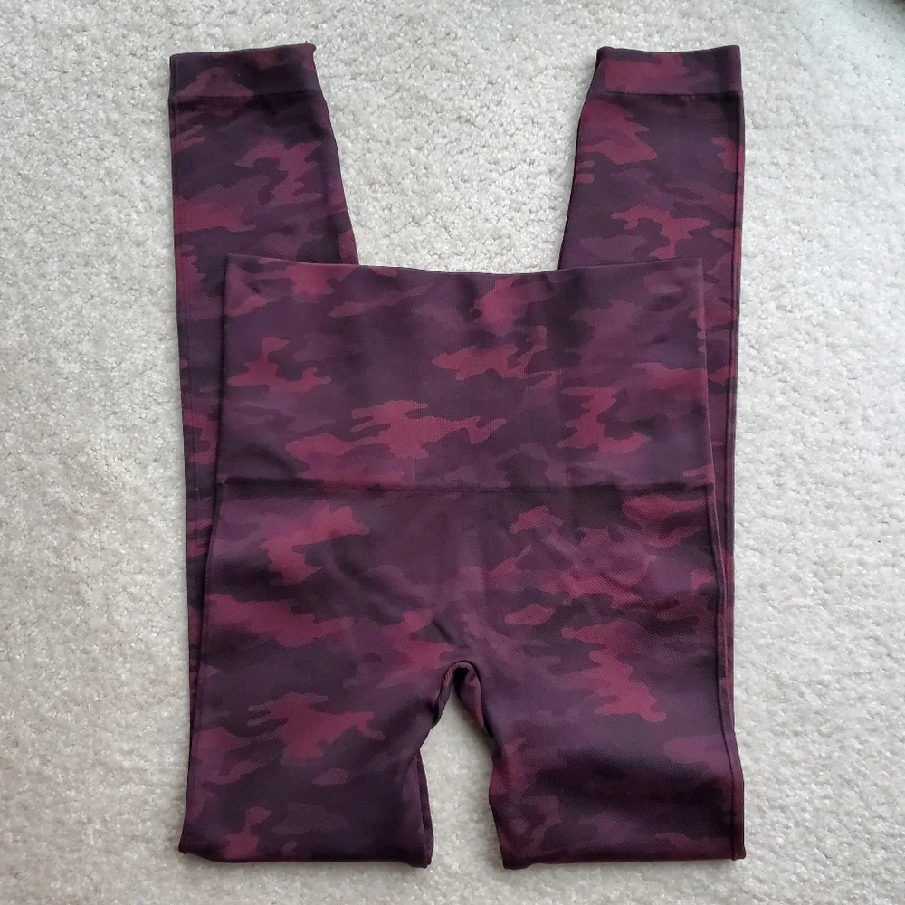 SPANX Camo Brandywine Leggings S